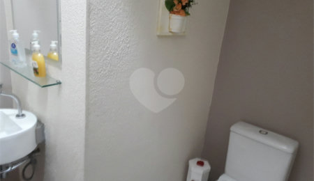Casa em condomínio à venda ou para alugar com 3 quartos, sendo 1 suíte,  em Horto, São Paulo, SP