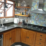 Sobrado à venda com 3 quartos, sendo 1 suíte, em Parque São George, Cotia, SP
