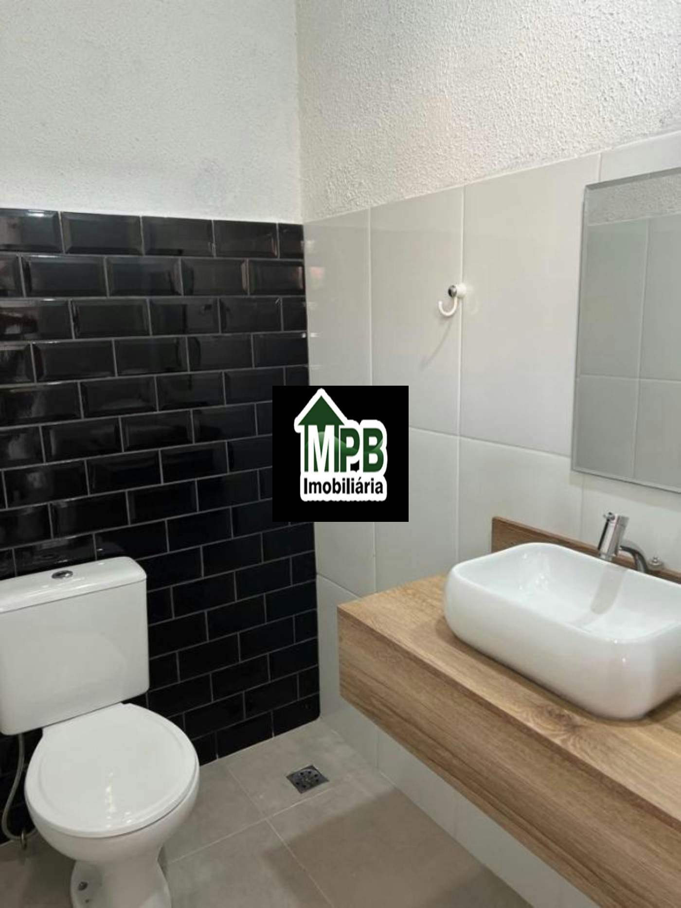 Casa à venda com 2 quartos no condomínio Villa Del Rey, Sorocaba - SP