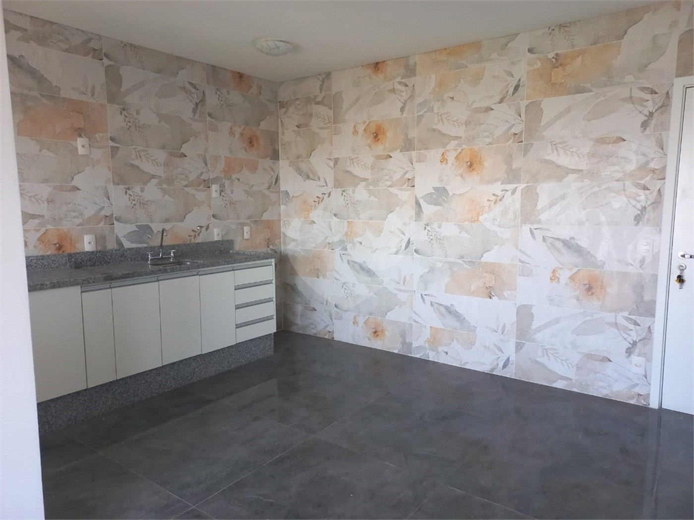 Apartamento à venda com 2 quartos, sendo 1 suíte,  em Butantã, São Paulo, SP