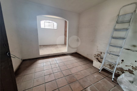 Casa à venda com 3 quartos, sendo 1 suíte, no Centro, Vinhedo, SP