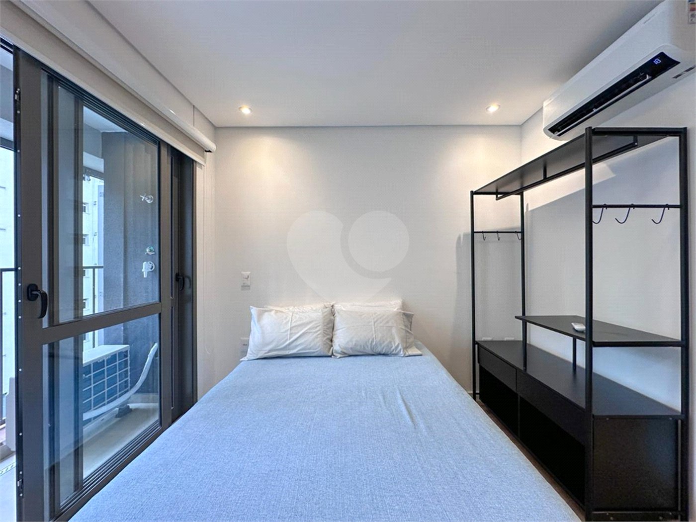Apartamento à venda ou para alugar com 1 suíte em Campo Belo, São Paulo, SP