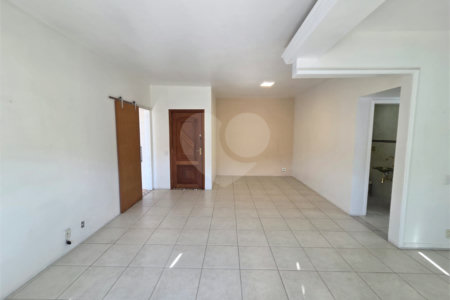 Apartamento à venda com 3 quartos, sendo 1 suíte, em Tijuca, Rio de Janeiro, RJ