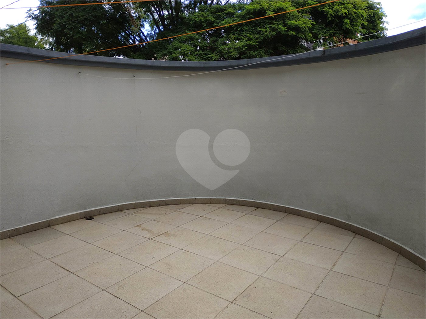 Casa à venda com 6 quartos, sendo 5 suítes, no condomínio Ibiti do Paço, Sorocaba - SP
