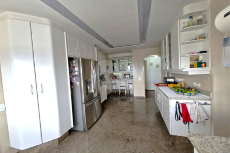 Cobertura à venda ou para alugar com 5 quartos, sendo 4 suítes,  em Jardim Marajoara, São Paulo, SP