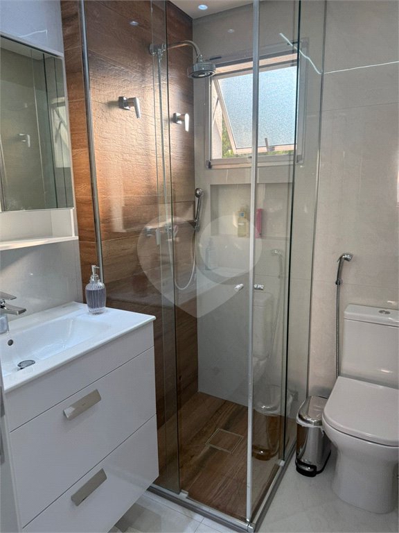 Casa à venda com 3 quartos, sendo 1 suíte, no condomínio Villas de São Francisco, São Paulo - SP