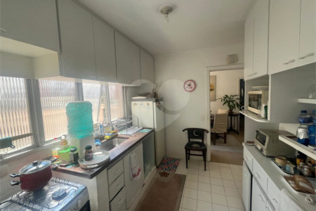 Apartamento à venda com 3 quartos, sendo 2 suítes,  em Jardim Paulista, São Paulo, SP