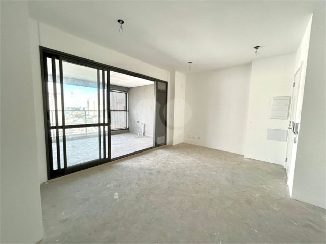 Apartamento à venda com 3 suítes em Brooklin, São Paulo, SP