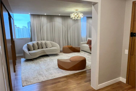Apartamento à venda com 3 suítes em Vila Suzana, São Paulo, SP