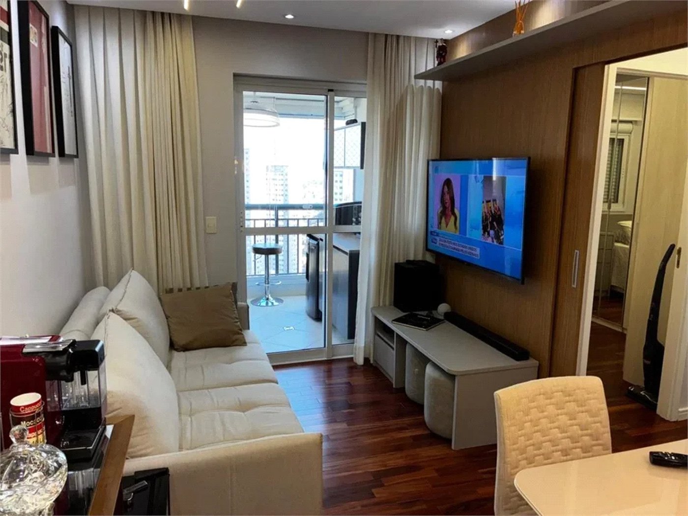 Apartamento à venda com 2 quartos, sendo 1 suíte,  em Vila Andrade, São Paulo, SP
