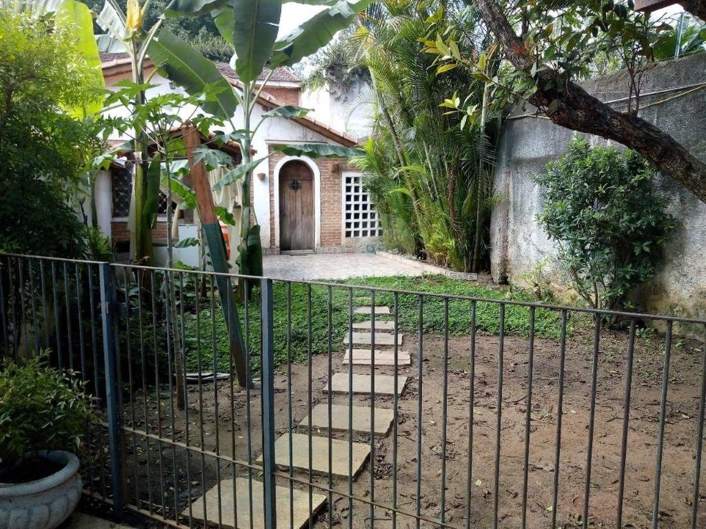 Casa à venda com 6 quartos, sendo 3 suítes,  em Brooklin Paulista, São Paulo, SP