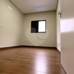 Casa à venda com 3 quartos, sendo 1 suíte, no condomínio Residencial Villagio Wanel, Sorocaba - SP