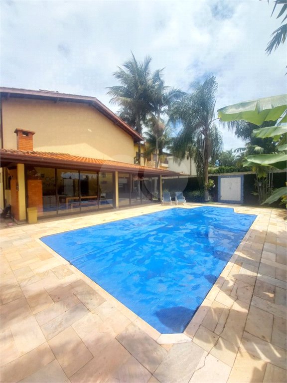 Casa à venda com 5 quartos, sendo 2 suítes, no condomínio Vinhas da Vista Alegre - Lado Sede, Vinhedo - SP