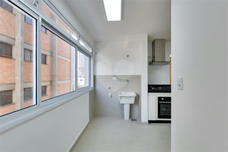 Apartamento à venda com 2 quartos, sendo 1 suíte, em Santo Amaro, São Paulo, SP