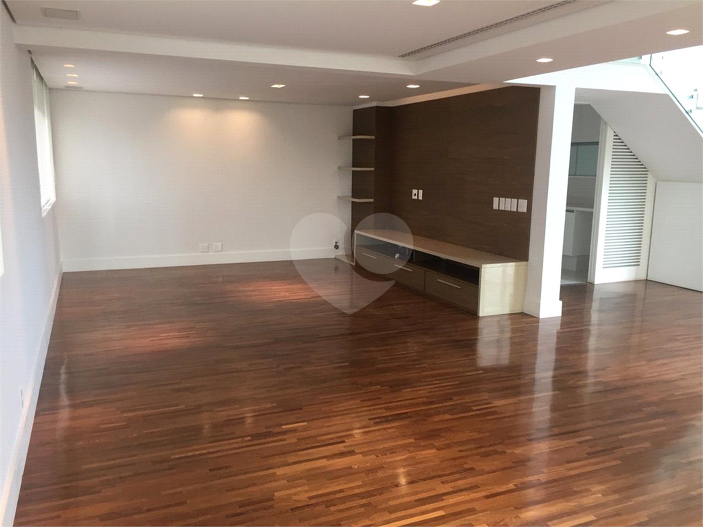 Apartamento à venda ou para alugar com 4 suítes em Jardim Morumbi, São Paulo, SP