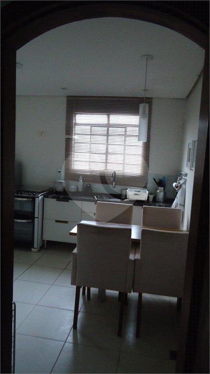 Sobrado à venda com 4 quartos em Santana, São Paulo, SP