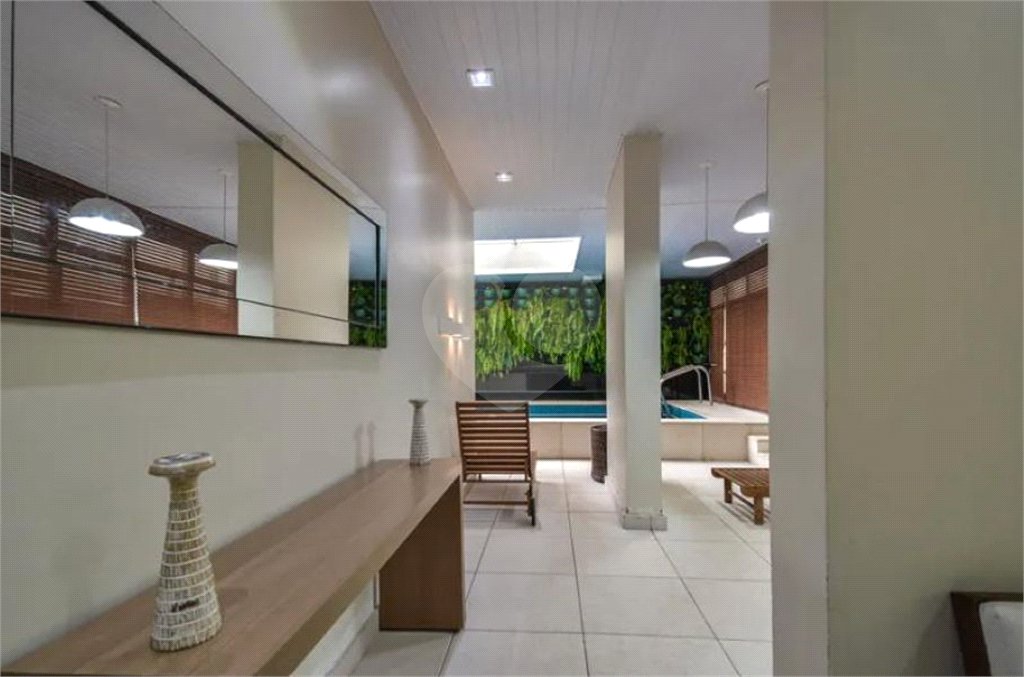 Apartamento à venda com 2 quartos em Aclimação, São Paulo, SP
