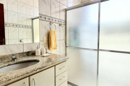 Casa à venda com 3 quartos, sendo 1 suíte, em Ribeirânia, Ribeirão Preto, SP
