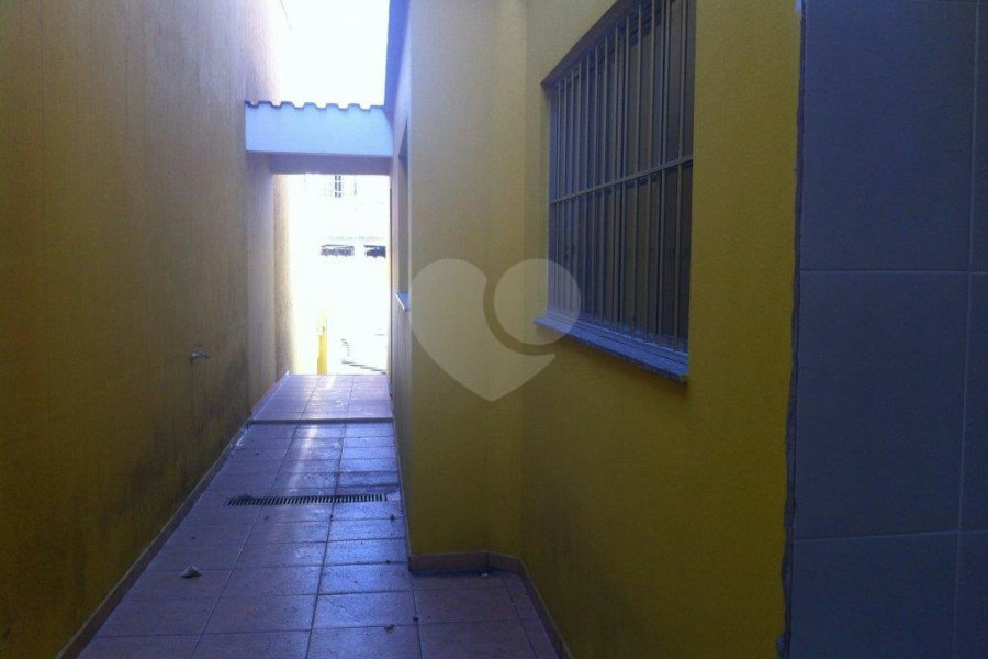 Sobrado à venda com 3 quartos, sendo 1 suíte, em Parada Inglesa, São Paulo, SP