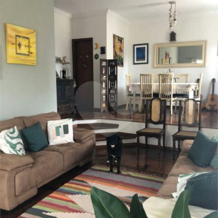 Casa à venda com 4 quartos, sendo 2 suítes,  no condomínio Altos da Serra 1, São José dos Campos - SP