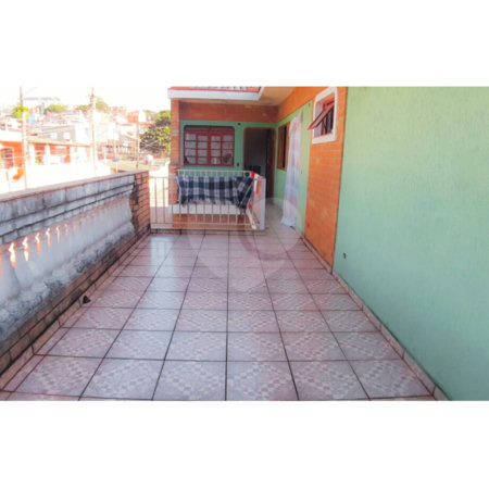 Sobrado à venda com 2 suítes em Vila Dalva, São Paulo, SP