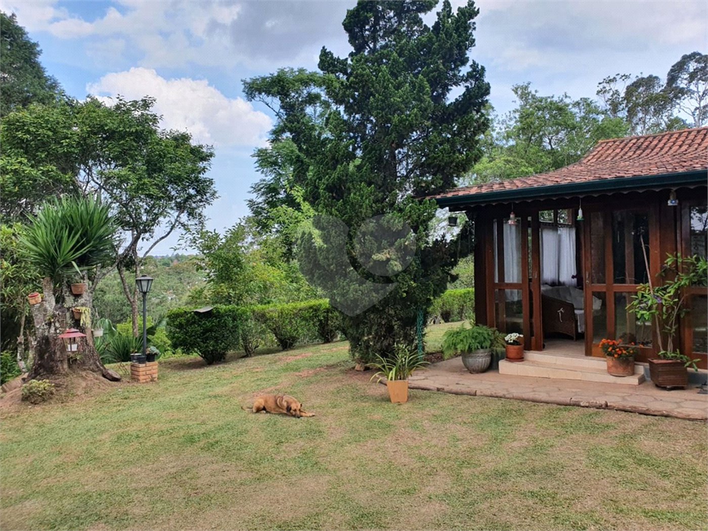 Sítio à venda com 6 quartos, sendo 5 suítes,  em Curral, Ibiúna, SP