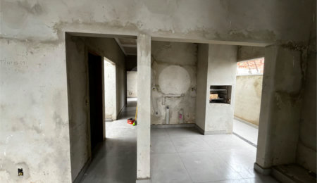 Casa à venda com 3 quartos, sendo 1 suíte,  no condomínio Residencial Tivolli, Itapetininga - SP