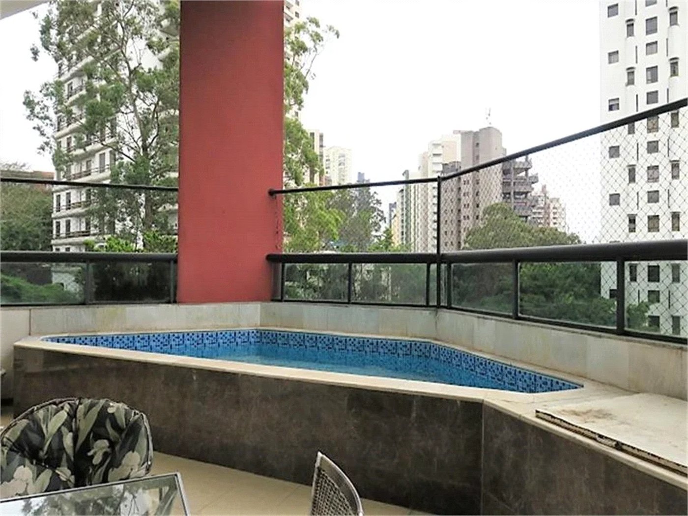 Apartamento à venda com 4 suítes em Vila Suzana, São Paulo, SP