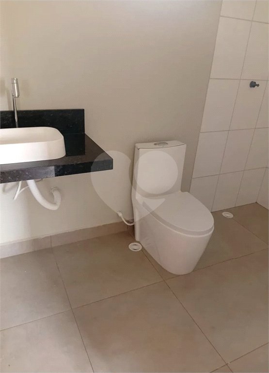 Sobrado à venda com 3 quartos, sendo 2 suítes,  em Vila Homero Thon, Santo André, SP