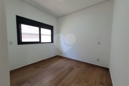 Casa à venda com 3 suítes no condomínio Via Castelli, Louveira - SP