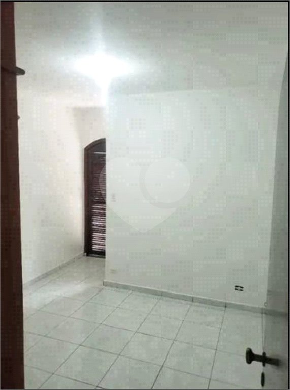 Sobrado à venda com 4 quartos, sendo 1 suíte, em Tremembé, São Paulo, SP