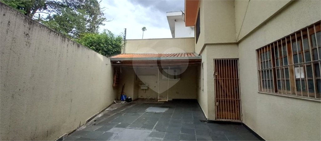 Sobrado para alugar com 3 quartos, sendo 1 suíte, em Parque Maria Domitila, São Paulo, SP