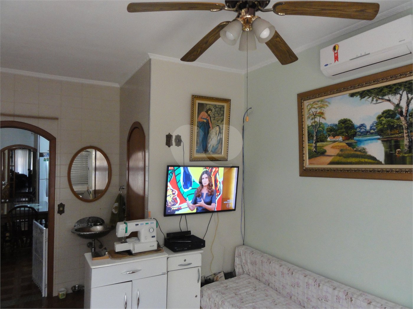 Sobrado à venda com 6 quartos, sendo 4 suítes, em Tremembé, São Paulo, SP