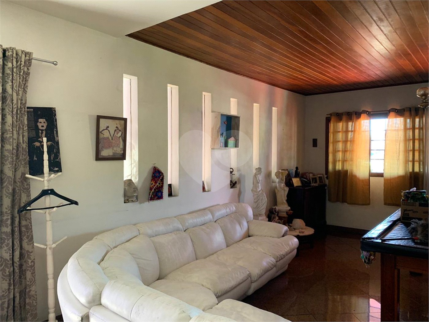 Sobrado à venda ou para alugar com 5 quartos, sendo 4 suítes, em Chácara Monte Alegre, São Paulo, SP