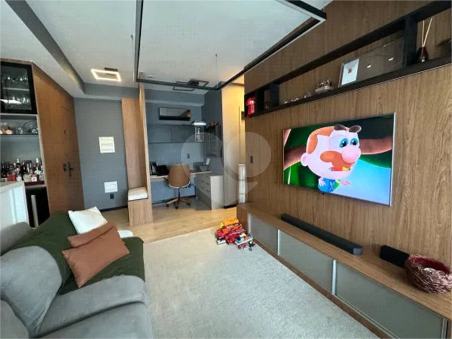 Apartamento à venda com 3 suítes em Campo Belo, São Paulo, SP