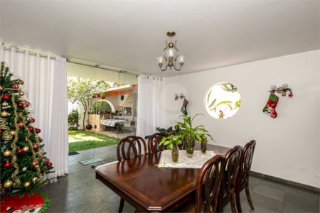 Casa à venda com 4 quartos, sendo 2 suítes,  em Interlagos, São Paulo, SP