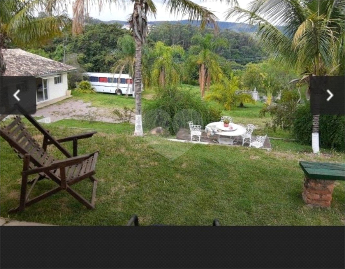 Chácara à venda ou para alugar com 4 quartos, sendo 1 suíte, em Vila Omízollo, Louveira, SP