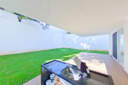 Casa à venda com 4 quartos, sendo 3 suítes,  em Jardim Marajoara, São Paulo, SP