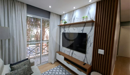 Apartamento à venda com 3 quartos, sendo 1 suíte,  em Jardim das Vertentes, São Paulo, SP