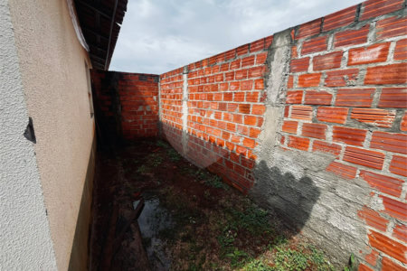 Casa à venda com 2 quartos em Jardim Nova Era, Itapetininga, SP