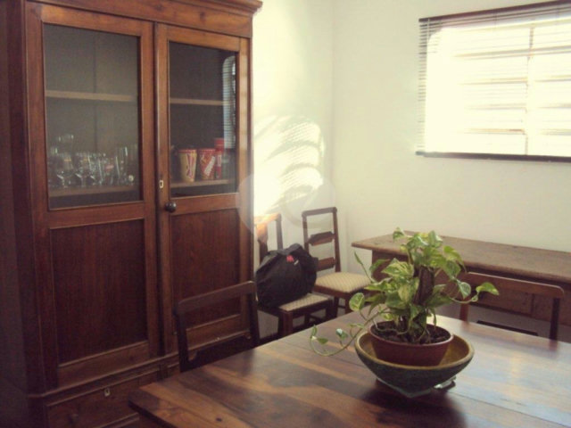 Sobrado à venda com 3 quartos, sendo 1 suíte,  em Chácara Monte Alegre, São Paulo, SP