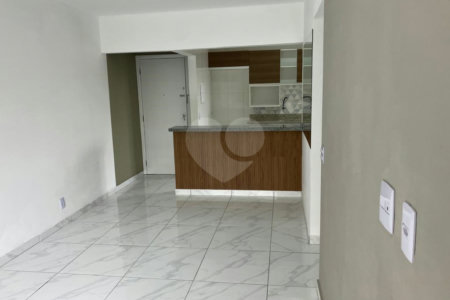 Apartamento à venda com 3 quartos, sendo 1 suíte,  em Santa Teresinha, São Paulo, SP