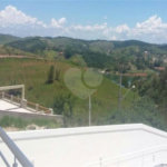 Casa à venda com 4 quartos, sendo 2 suítes,  no condomínio Jardim Imperador, Igaratá - SP