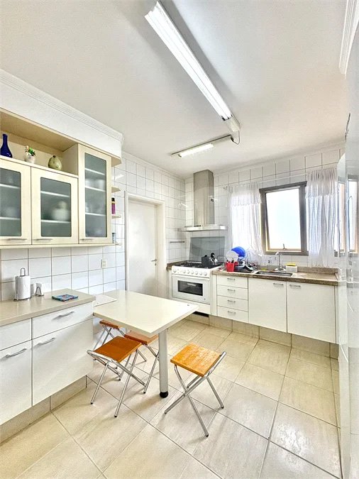 Apartamento à venda com 3 suítes em Vila Seixas, Ribeirão Preto, SP