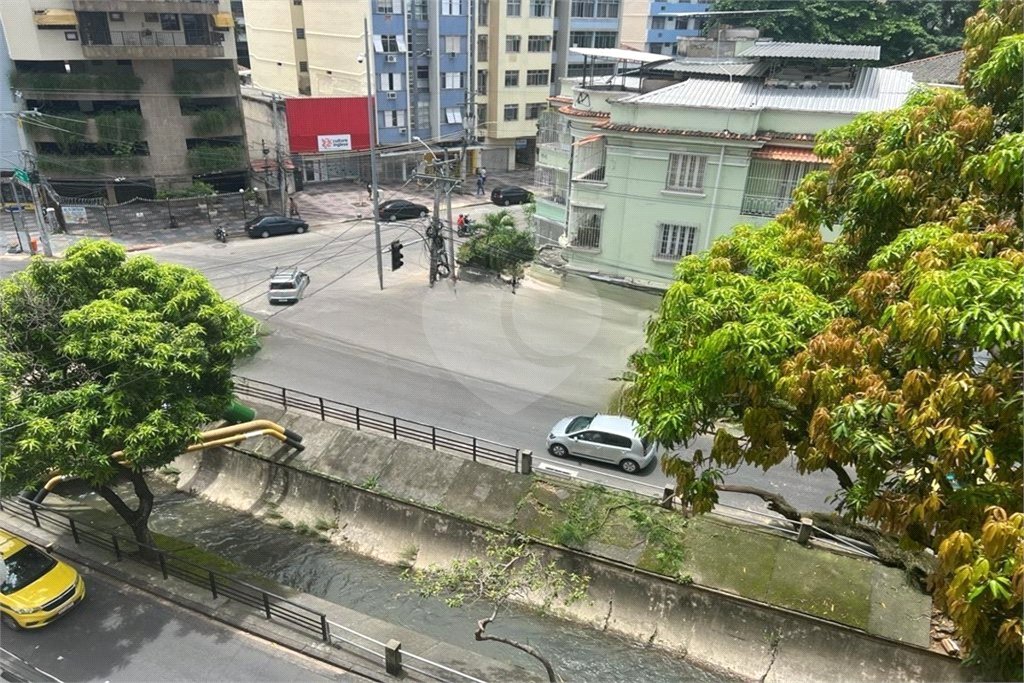 Apartamento à venda com 3 quartos, sendo 1 suíte, em Tijuca, Rio de Janeiro, RJ