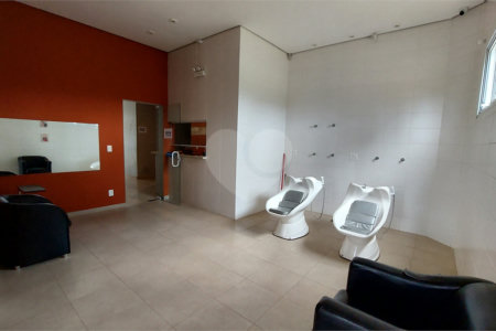 Casa à venda com 3 suítes no condomínio Figueira Garden, Atibaia - SP