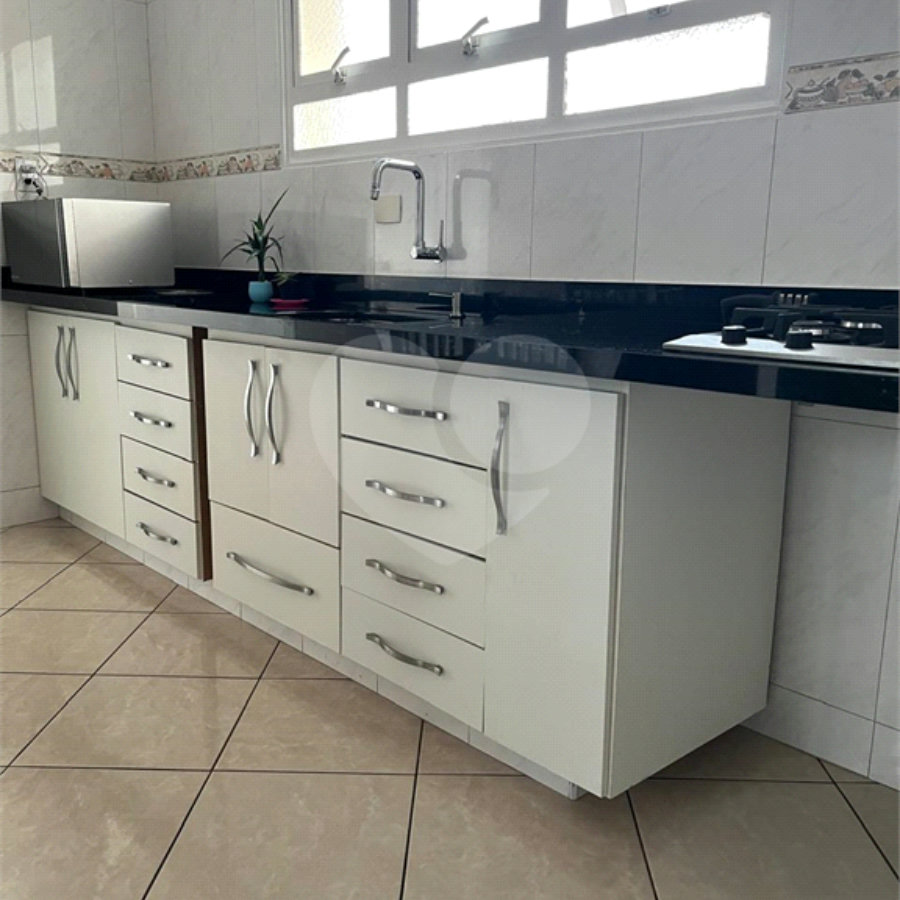 Apartamento à venda com 2 quartos, sendo 1 suíte, em Vila Mogilar, Mogi das Cruzes, SP