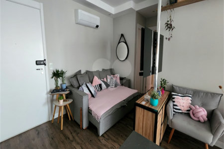 Apartamento à venda com 2 suítes em Vila Dom Pedro I, São Paulo, SP