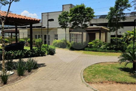 Apartamento à venda com 3 quartos, sendo 1 suíte, em Vila Medeiros, São Paulo, SP