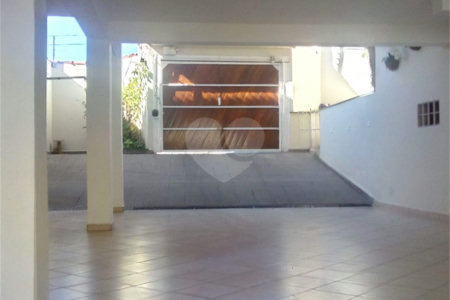 Casa Térrea à venda com 3 quartos, sendo 2 suítes, em Vila Rosália, Guarulhos, SP